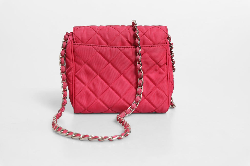 Prada Prada Pink Quilted Tessuto Impuntu Nylon Flap Crossbody Women's Bag ( )