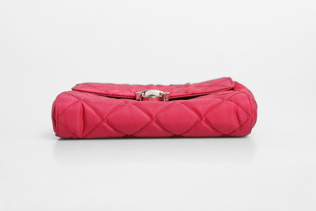 Prada Prada Pink Quilted Tessuto Impuntu Nylon Flap Crossbody Women's Bag ( )