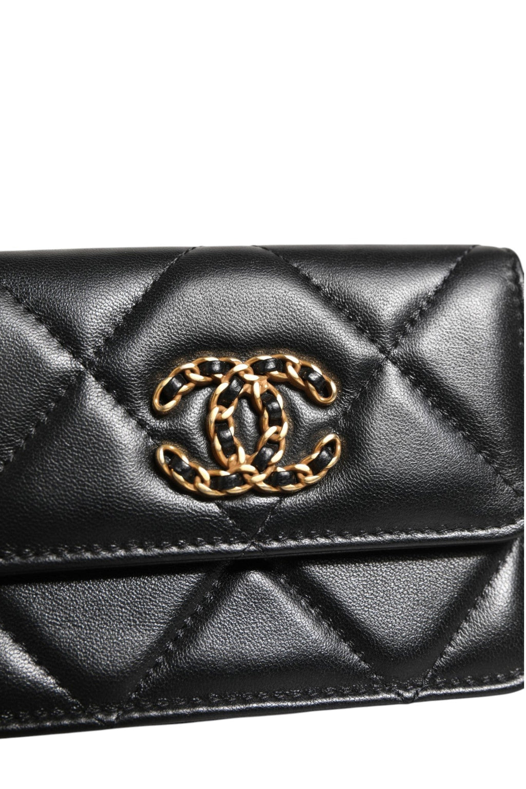 Chanel Chanel 19 Flap Coin Purse Quilted Leather Black Women's Crossbody ( )
