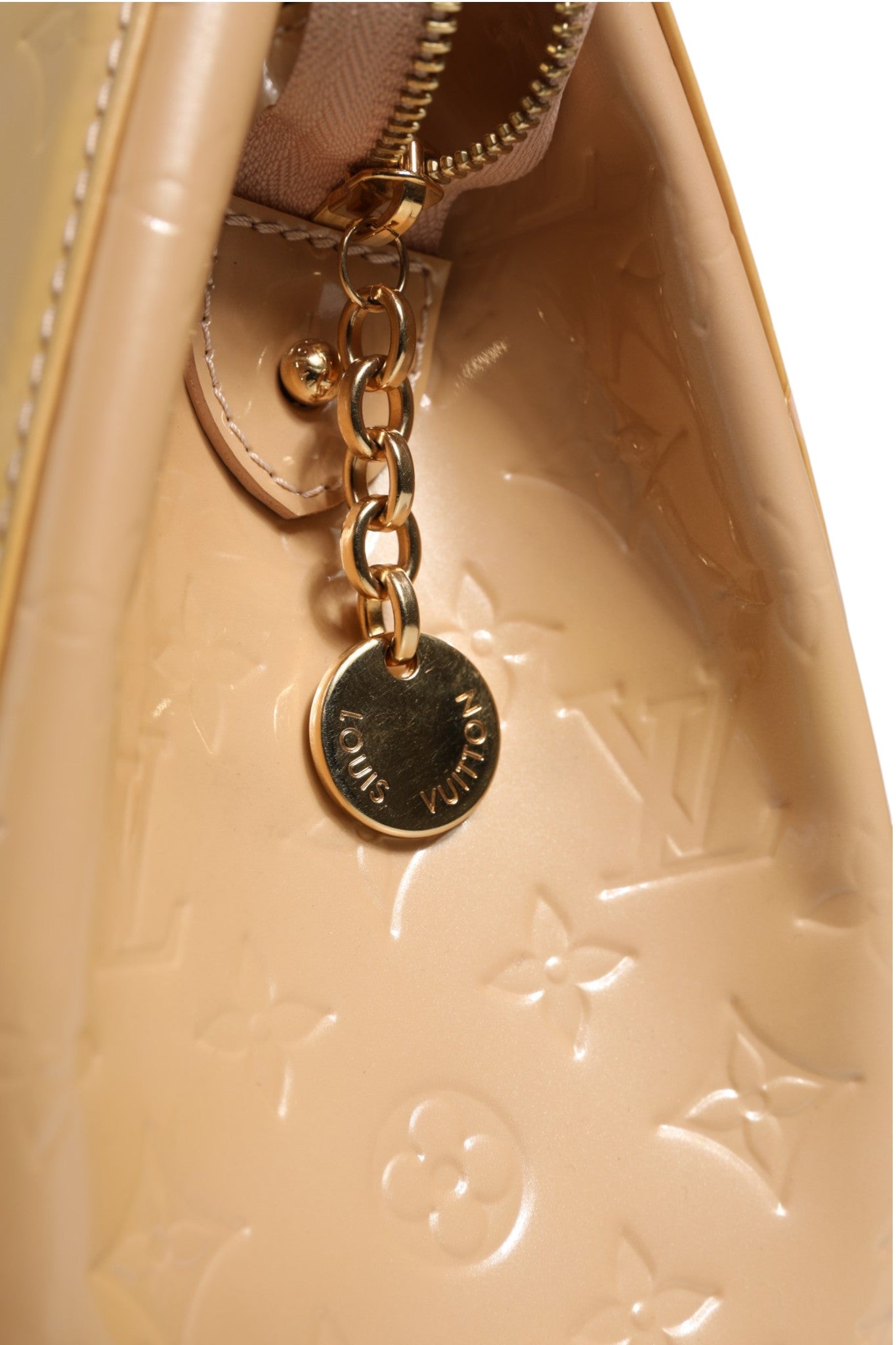 Louis Vuitton Monogram Vernis Brea MM Beige Women's Poudre ( )