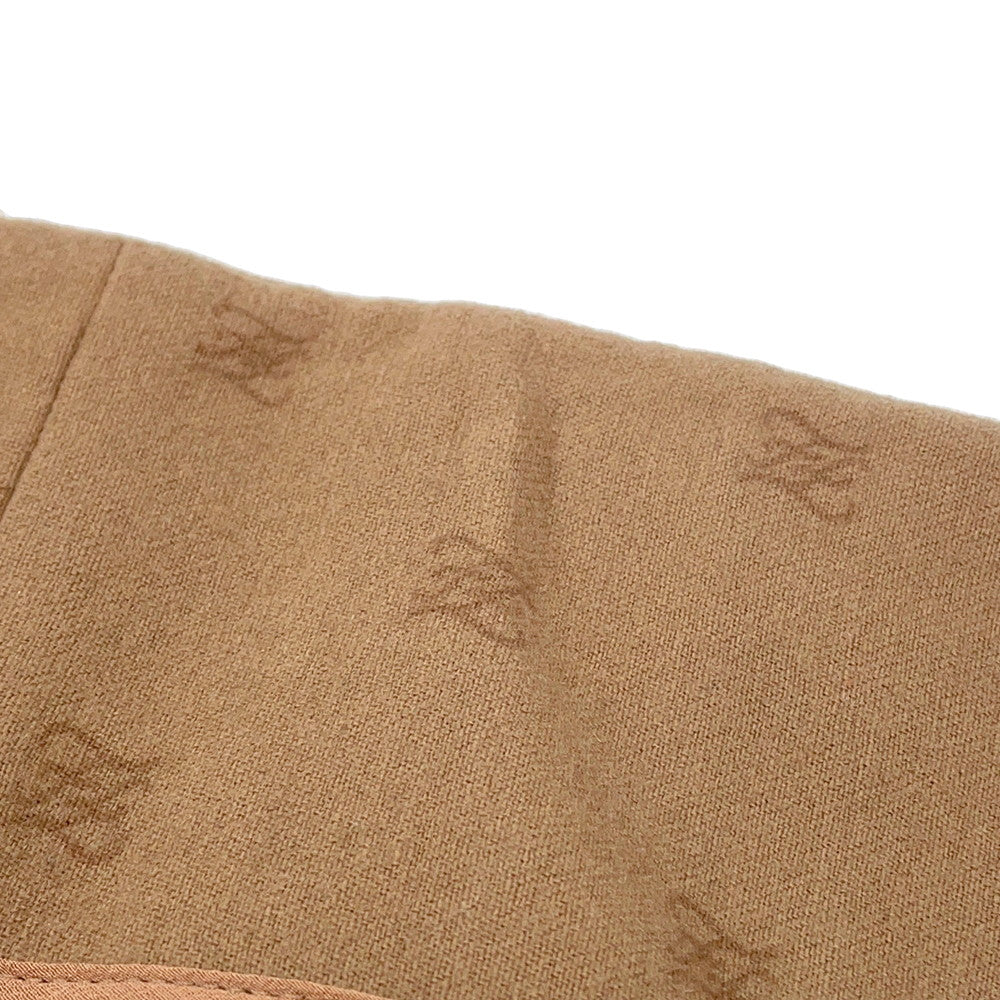 FENDI FF Calligraphy Shorts Size 36 BeigeFR6336 Wool 90% Cashmere8% Polyurethane2%
