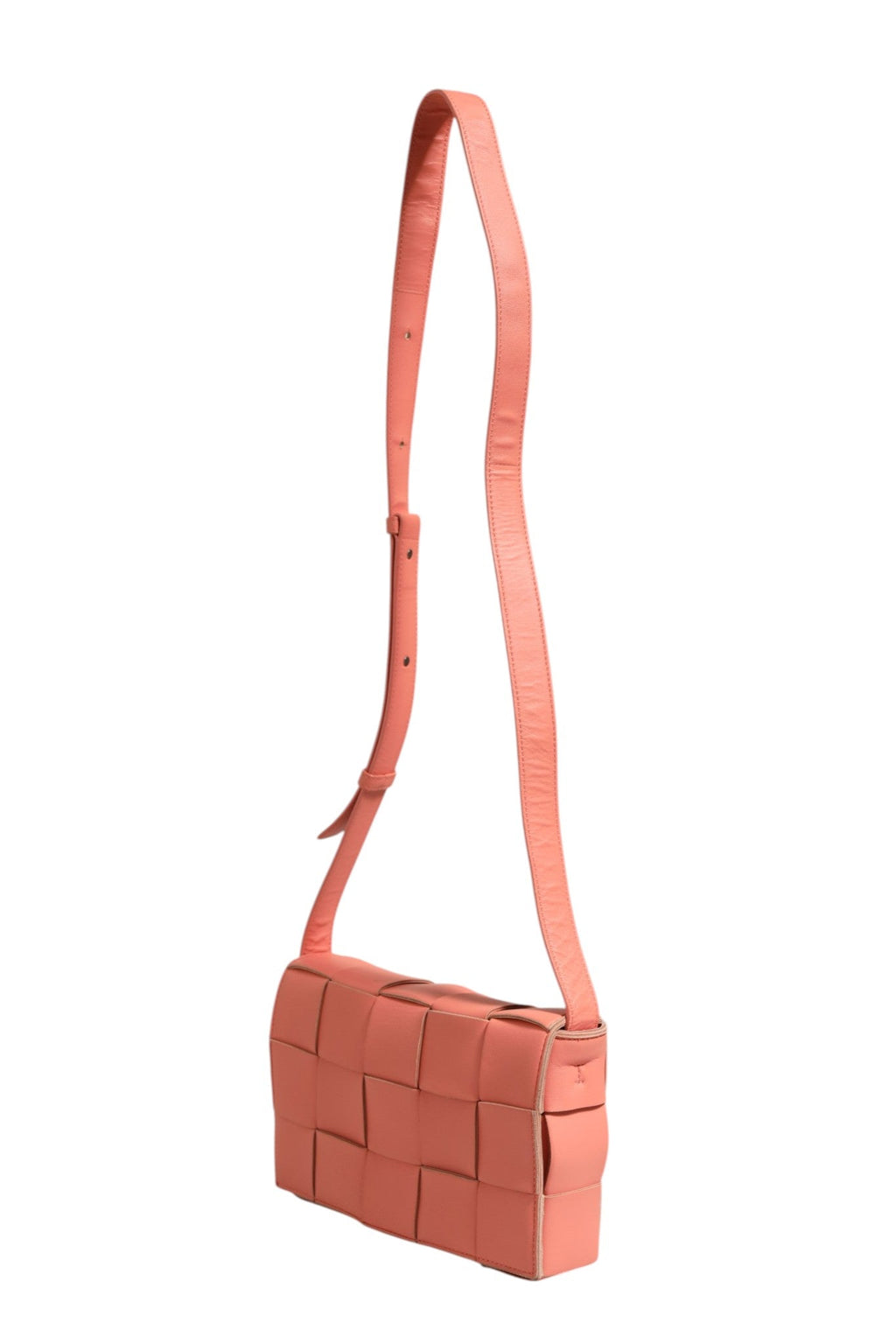 Bottega Veneta Lambskin Maxi Intrecciato Cassette Crossbody Women's Bag ( )