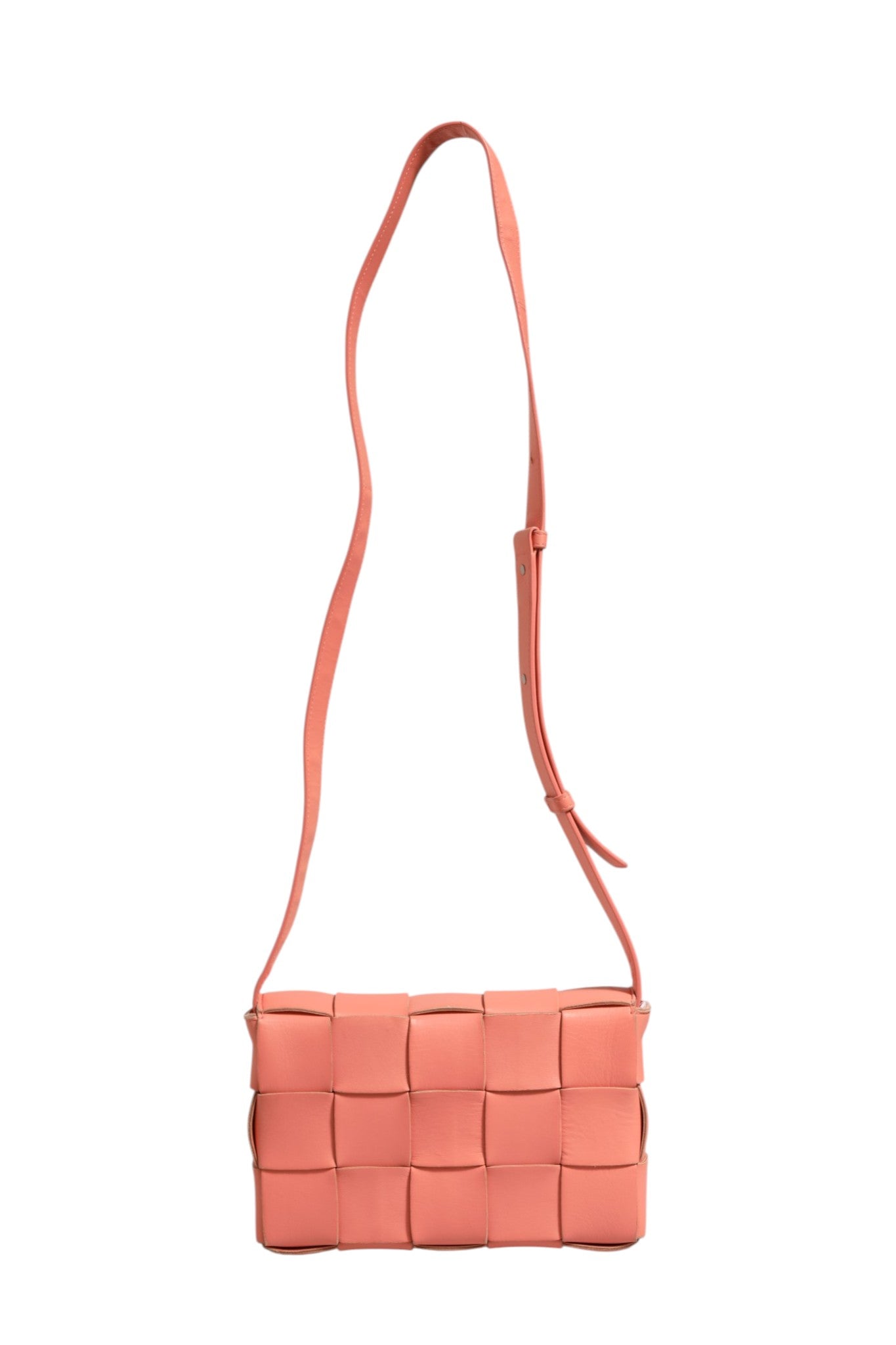 Bottega Veneta Lambskin Maxi Intrecciato Cassette Crossbody Women's Bag ( )