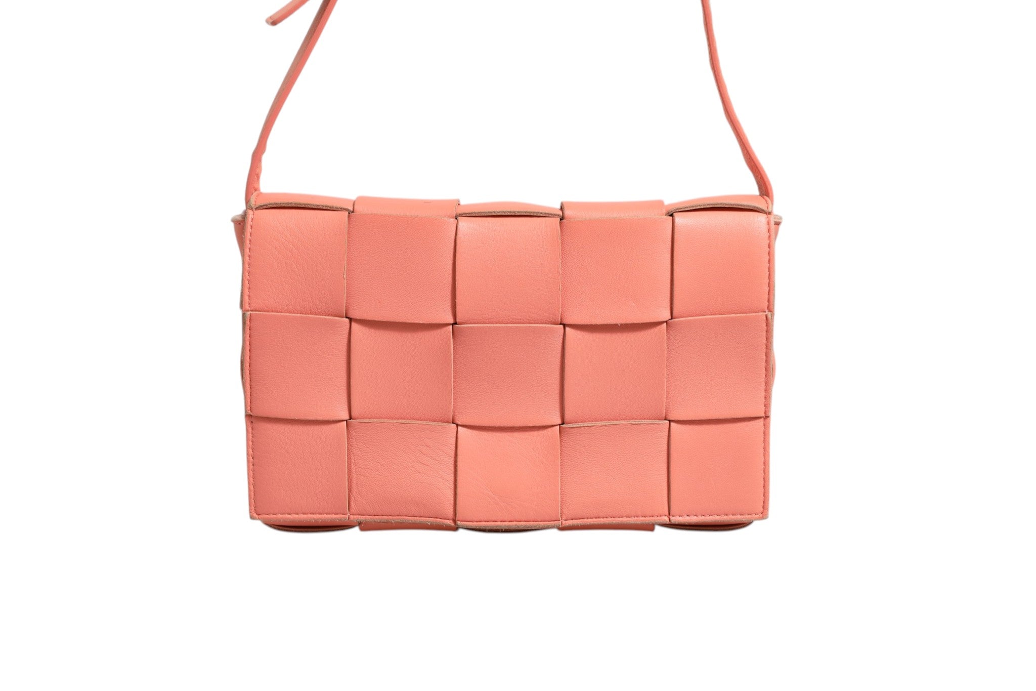 Bottega Veneta Lambskin Maxi Intrecciato Cassette Crossbody Women's Bag ( )