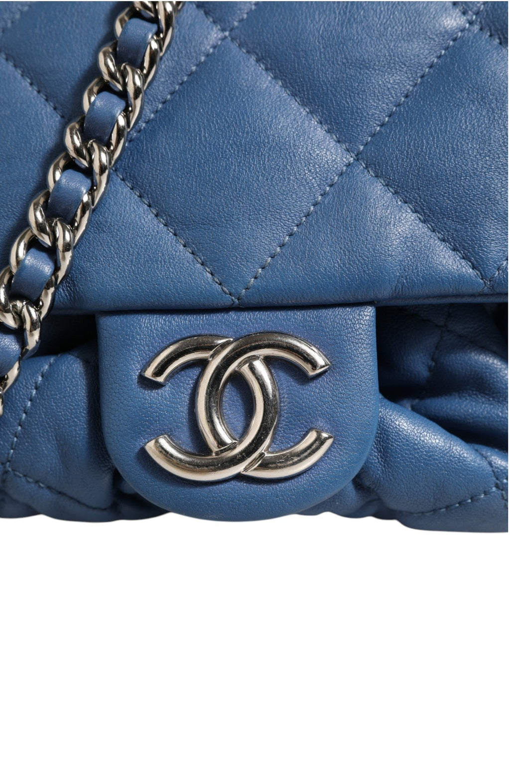 Chanel Chain Around Flap Women's Bag ( )