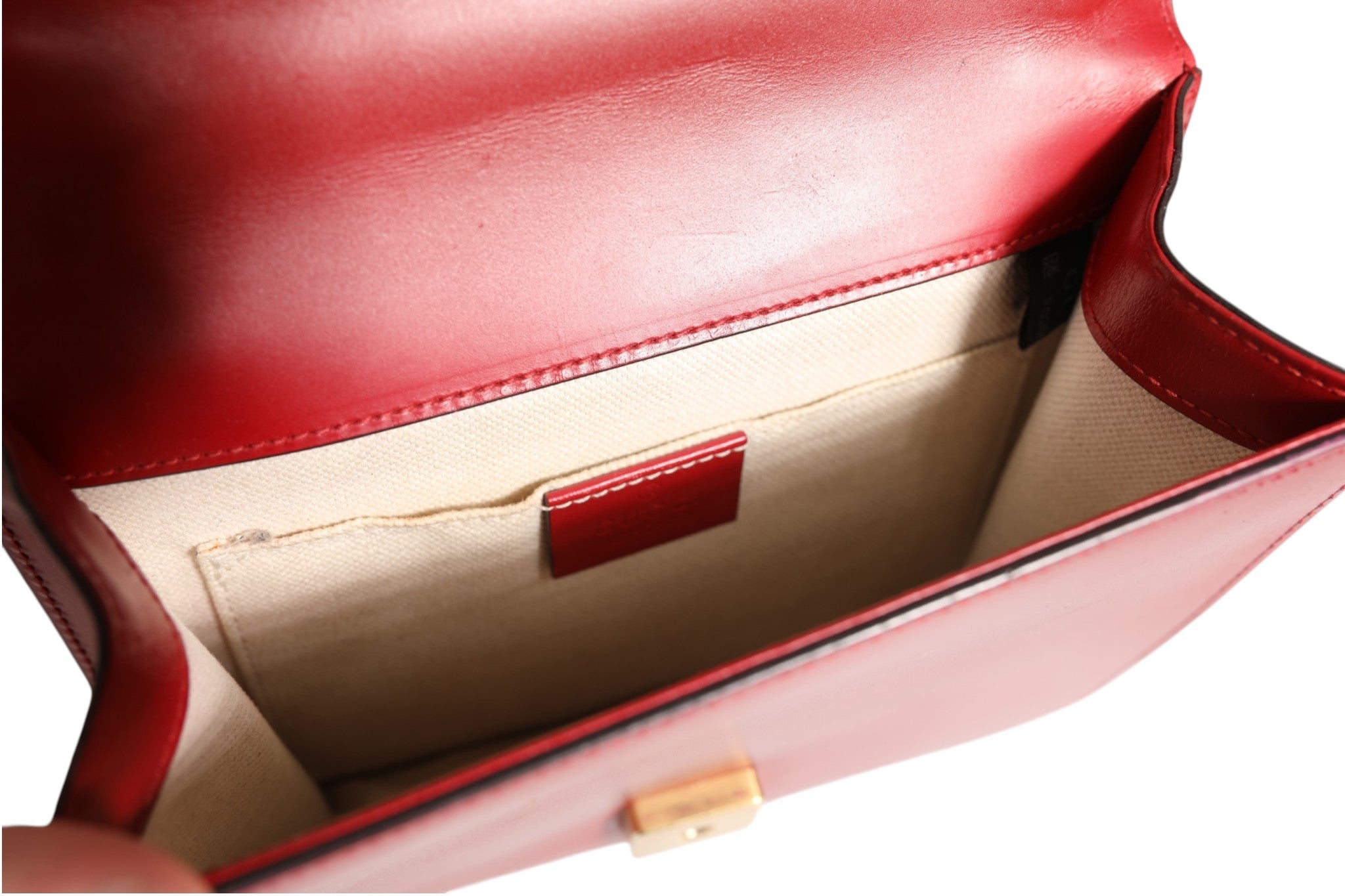 Gucci Marmont small shoulder bag in Rosso Ancora red Women's leather ( )