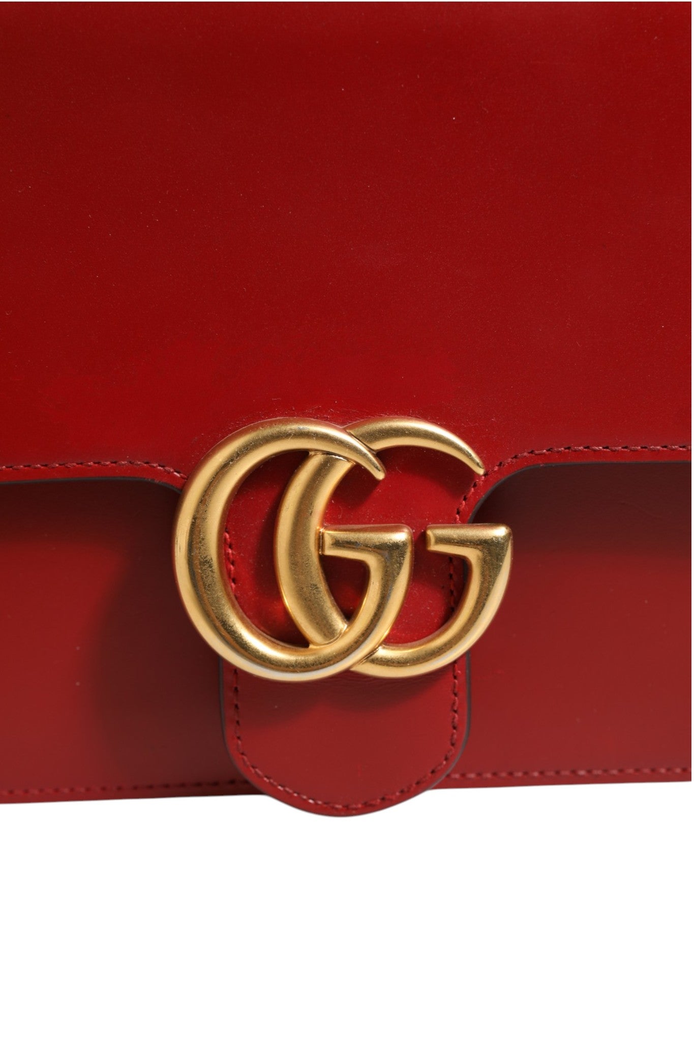 Gucci Marmont small shoulder bag in Rosso Ancora red Women's leather ( )