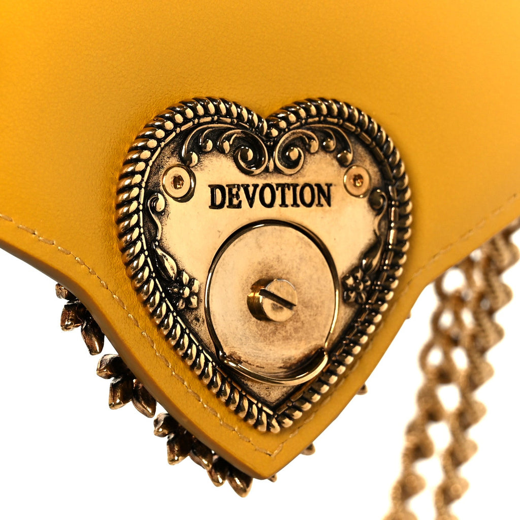 Smooth Calfskin Devotion Envelope Phone Bag Senape