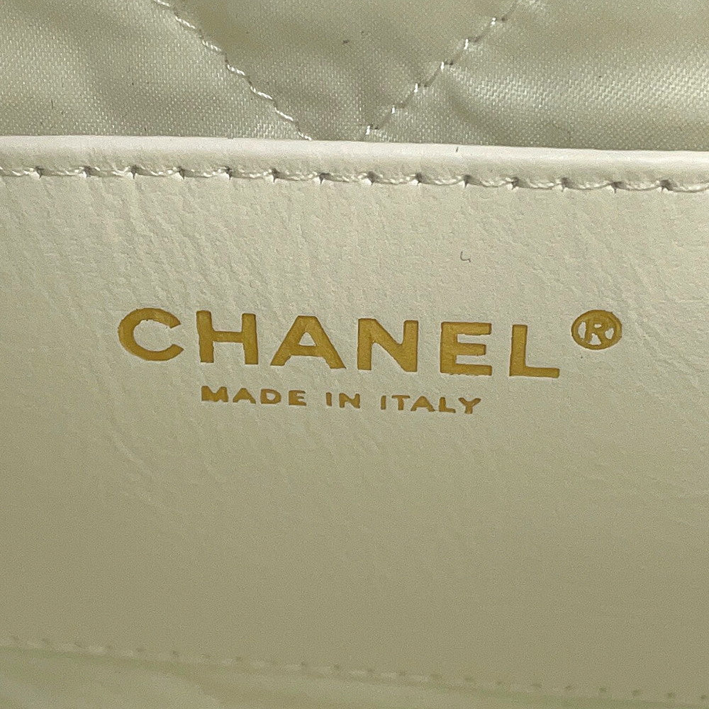 CHANEL CHANEL 22 Coco Punching ChainShoulder WhiteAS3980 Shiny Calf Leather Size Mini