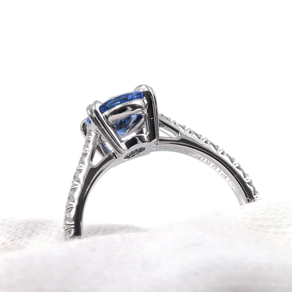 HARRY WINSTON Oval Shape Sapphire Ring Size Approximately No. 7RGSPOV010BRL Pt950