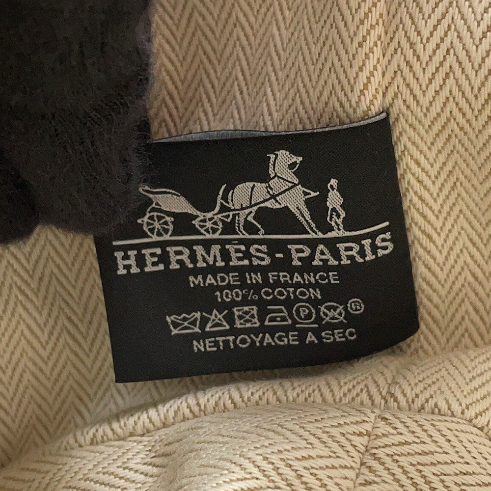 HERMES Brid a Black Marine Canvas Size PM