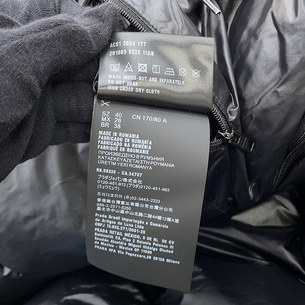 PRADA Cropped Vest/Down Jacket Triangle Logo 24 Size 40 Black291805 Nylon100%