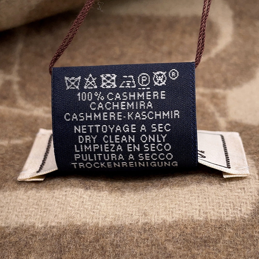 HERMES Cashmere Scarf Clic Se Nue Marron Grasset/Craie Cashmere100%