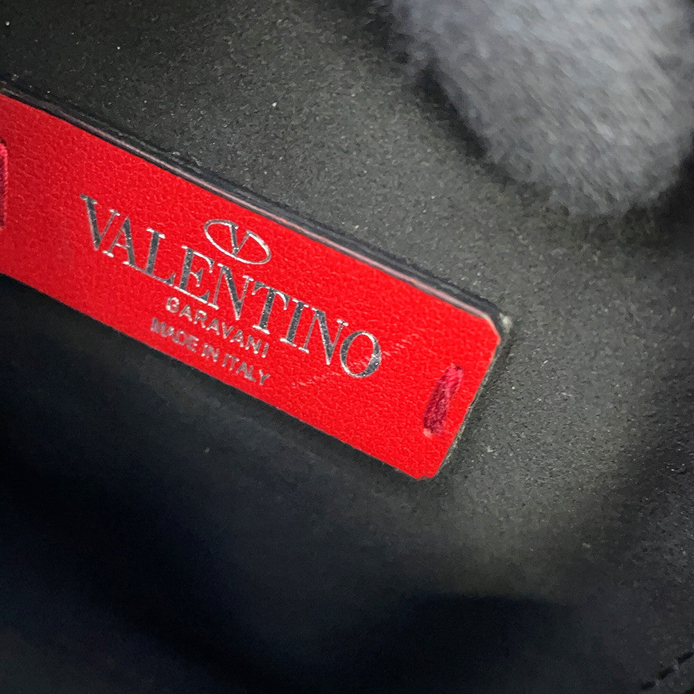 Valentino Garavani Logo Shoulder Bag Black3Y2B0943WJW Leather