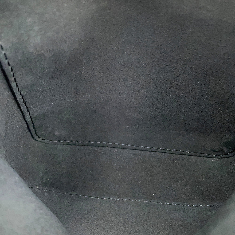 Valentino Garavani Logo Shoulder Bag Black3Y2B0943WJW Leather