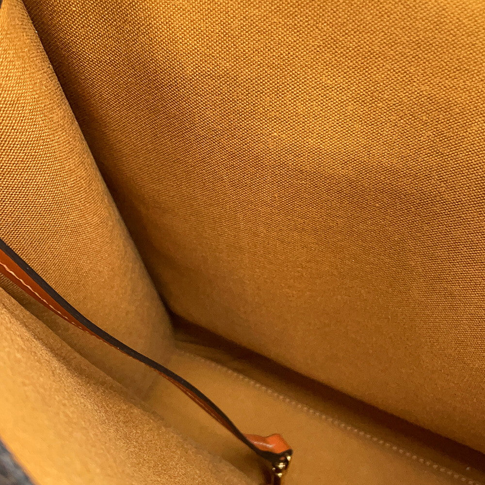 CELINE Vertical hippopotamus Tan191542 PVC Leather Size Small