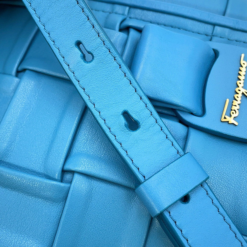 Ferragamo VIVA BOW Vara Ribbon Chainshoulder Bag Light Blue21I446 Leather