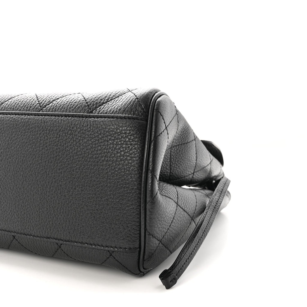 Grained Calfskin Urban Essentials Large Shopping Bag Black Black