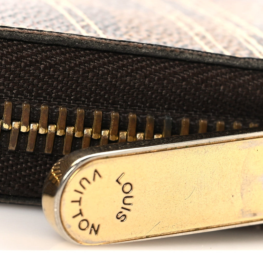 Damier Ebene 2014 Christmas Animation Zippy Wallet