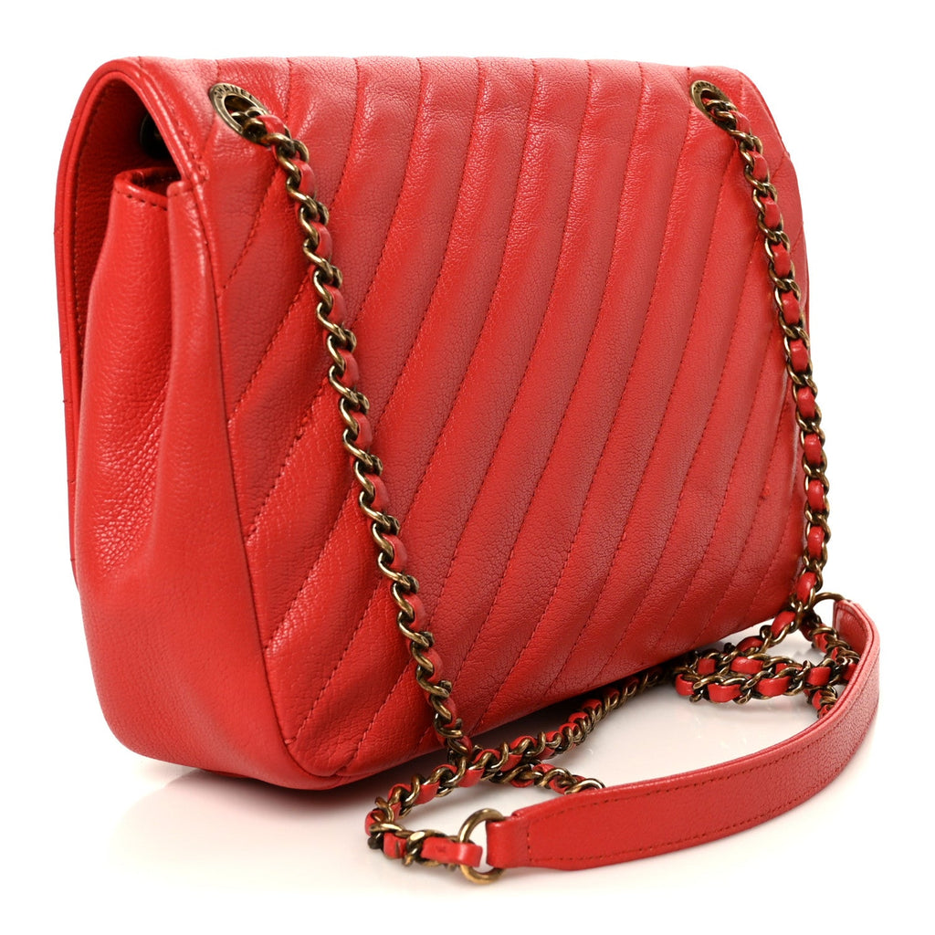 Shiny Goatskin Diagonal Quilted Medium Flap Red