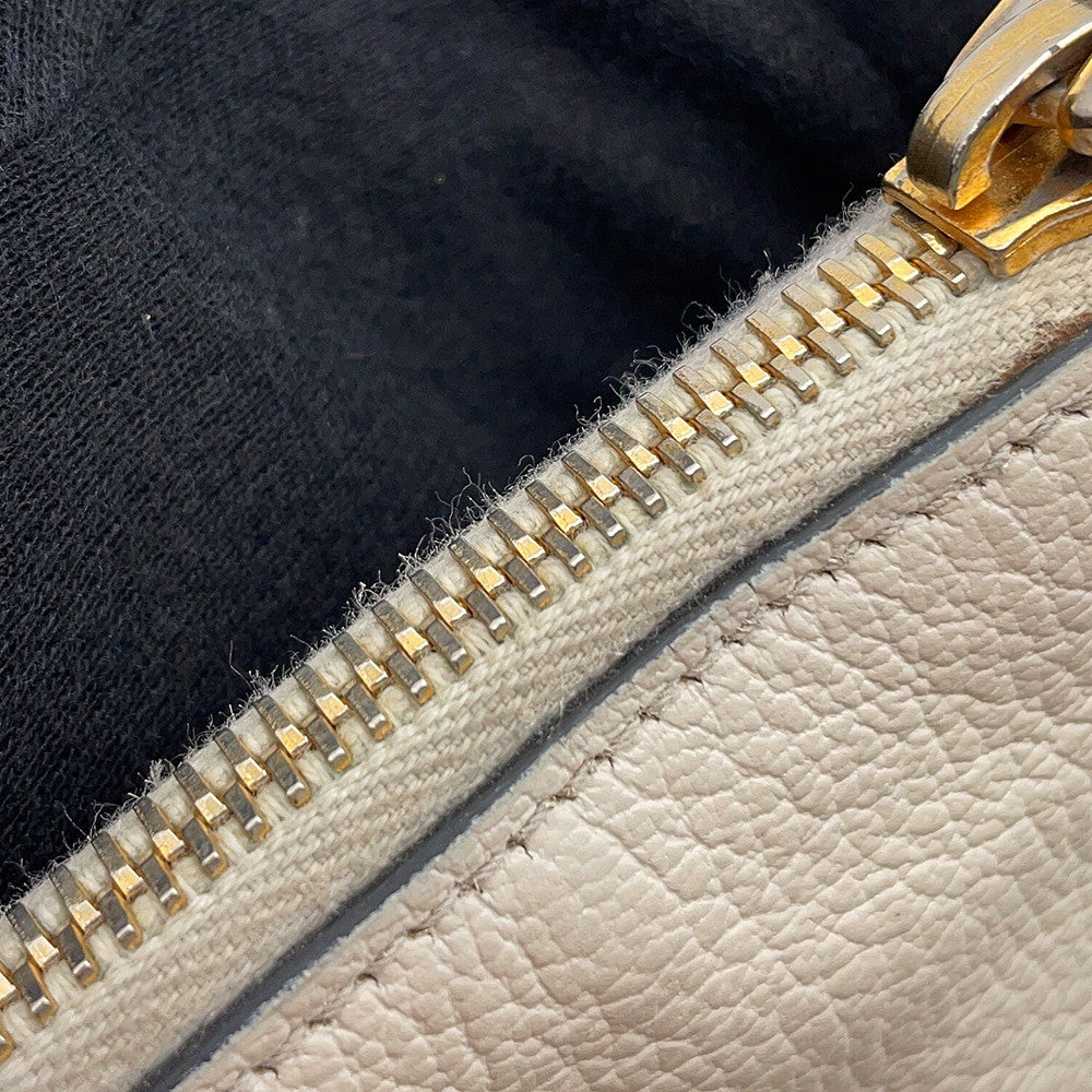 MIUMIU ChainShoulder Bag White/Gold Leather