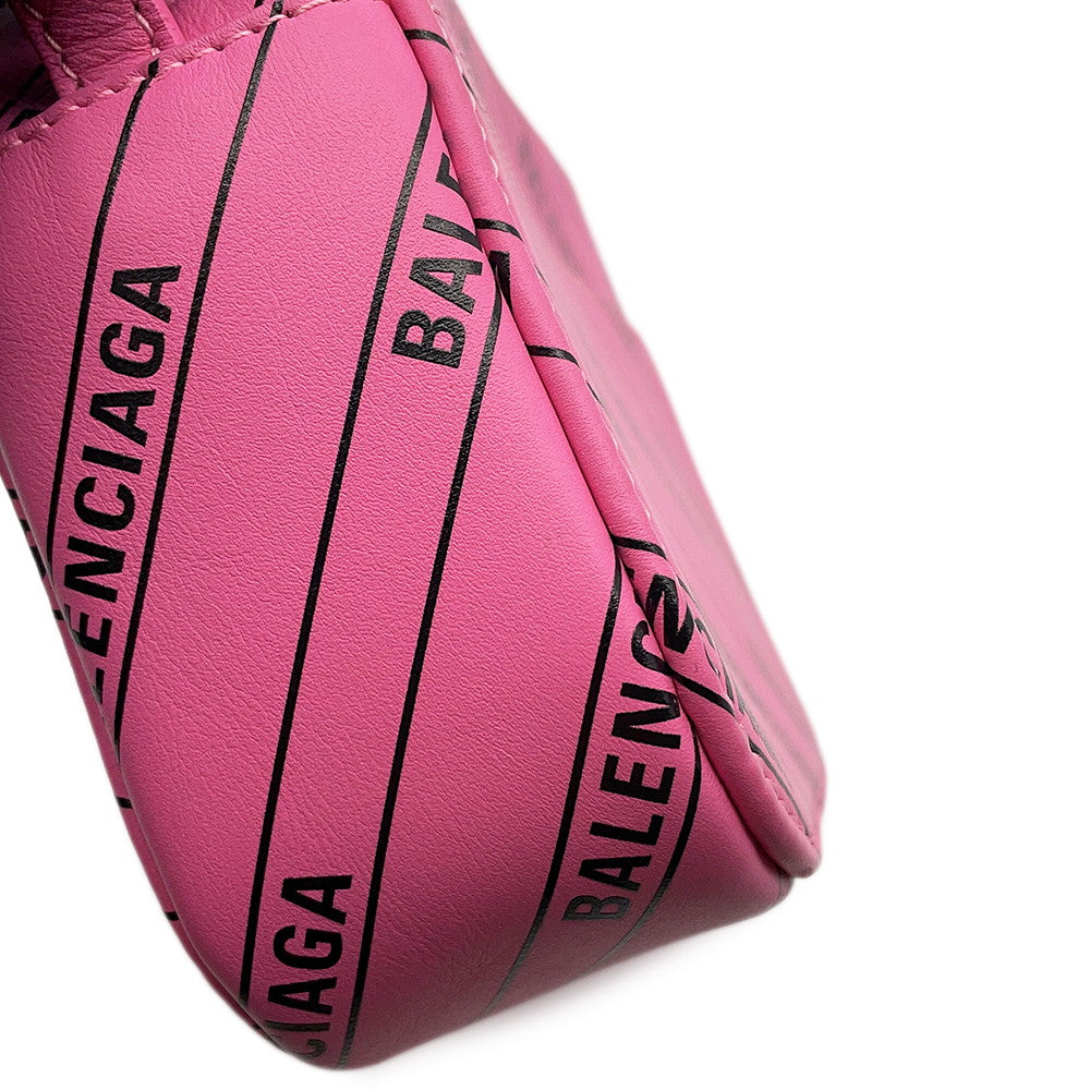 BALENCIAGA Everyday camera bag Pink552372 5860 Leather Size XS