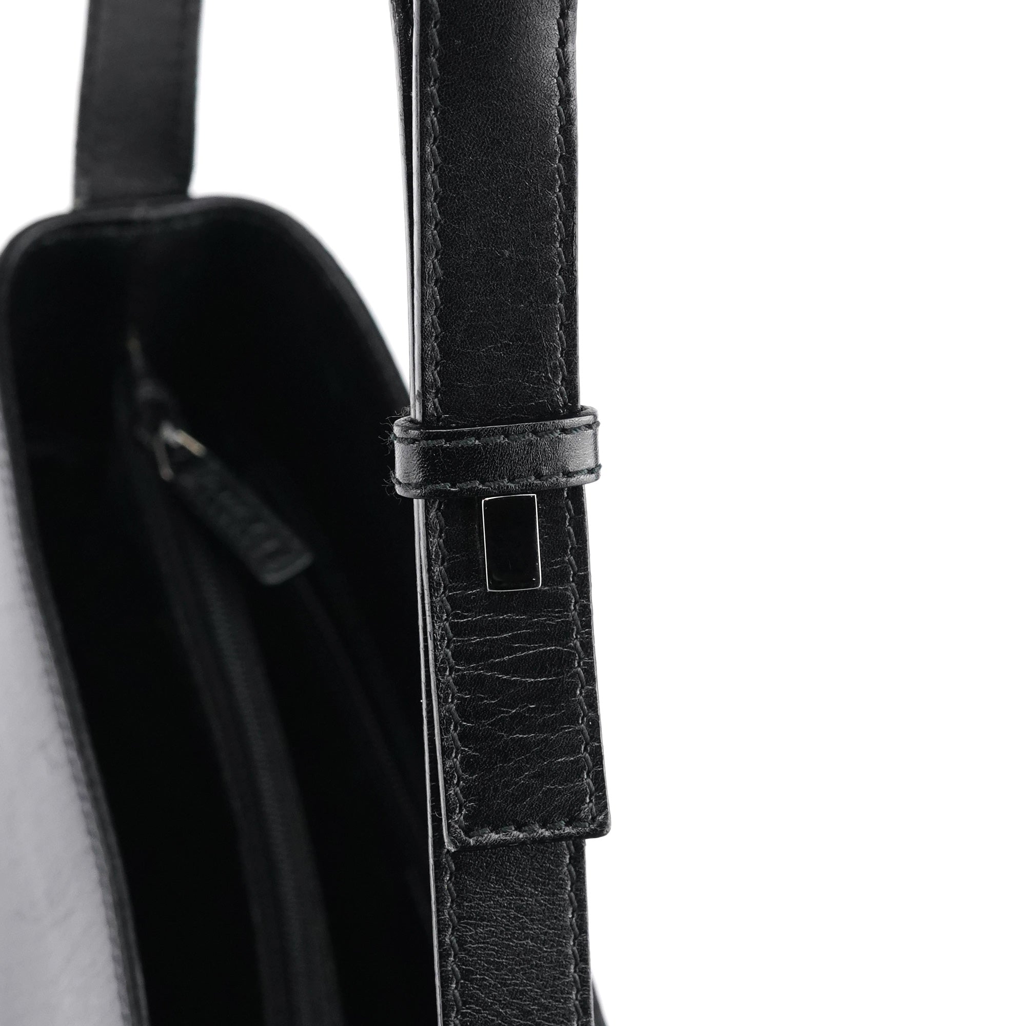 001 4286 Black Calfskin Bucket Shoulder Bag