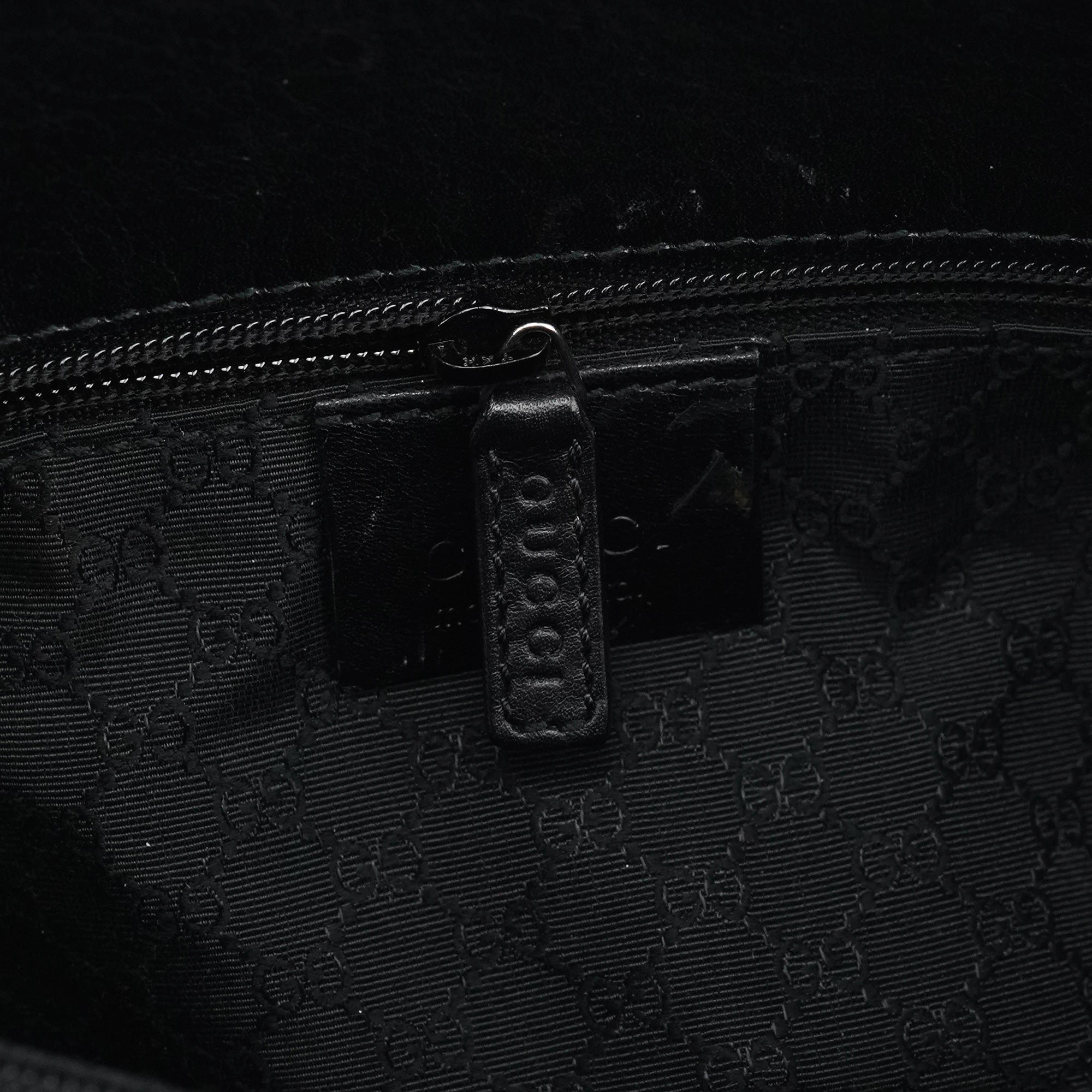 001 4286 Black Calfskin Bucket Shoulder Bag