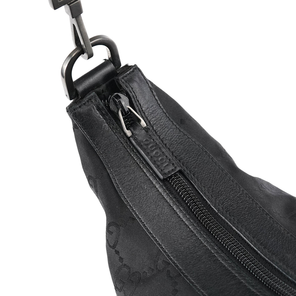 000 0833 Black GG Nylon Bamboo Shoulder Bag