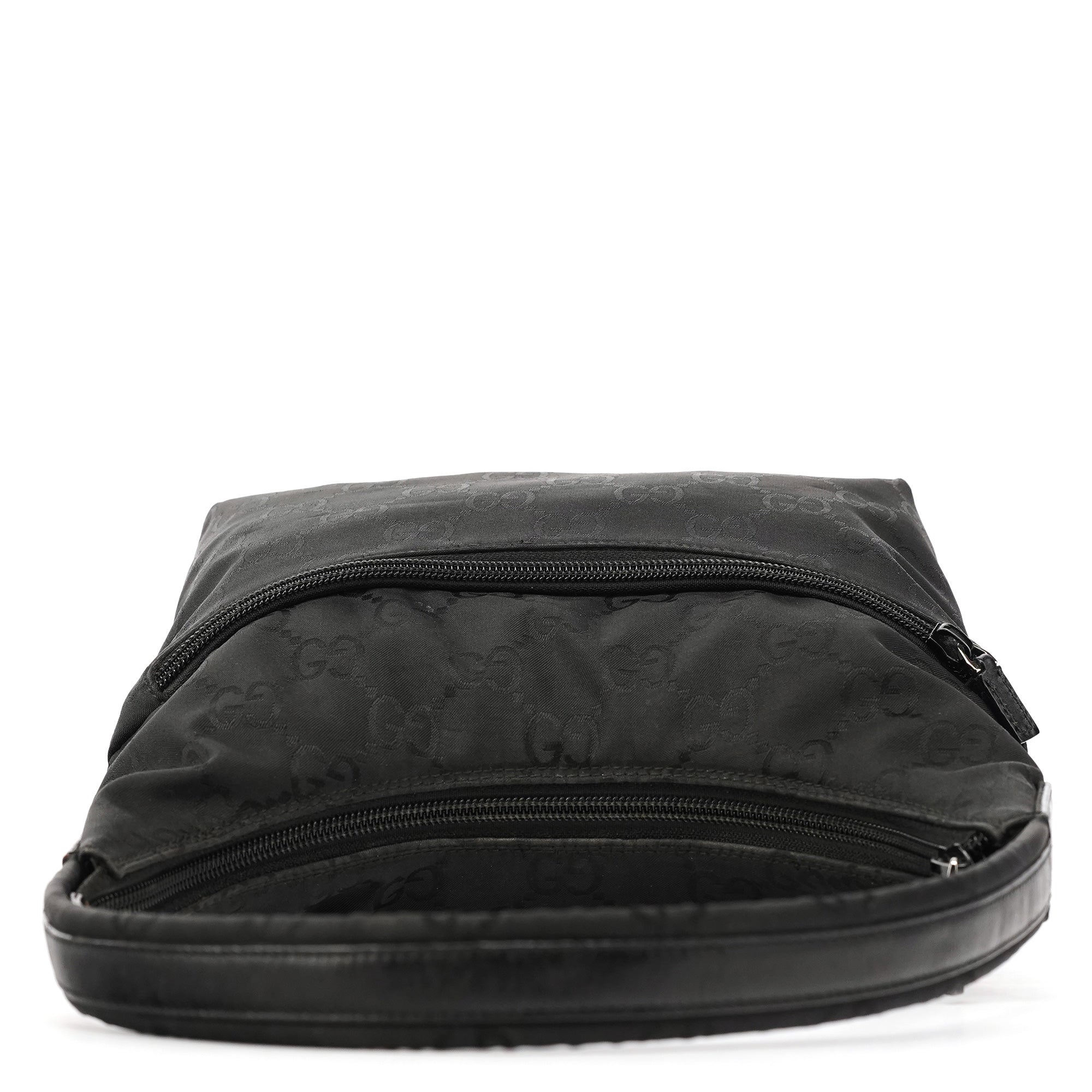 001 3386 Black GG Nylon Shoulder Bag