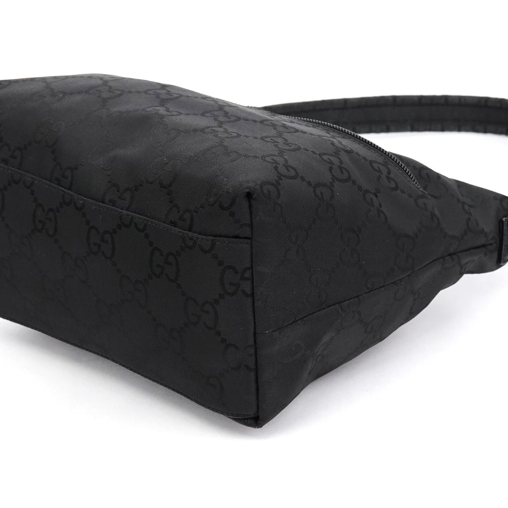 001 3386 Black GG Nylon Shoulder Bag