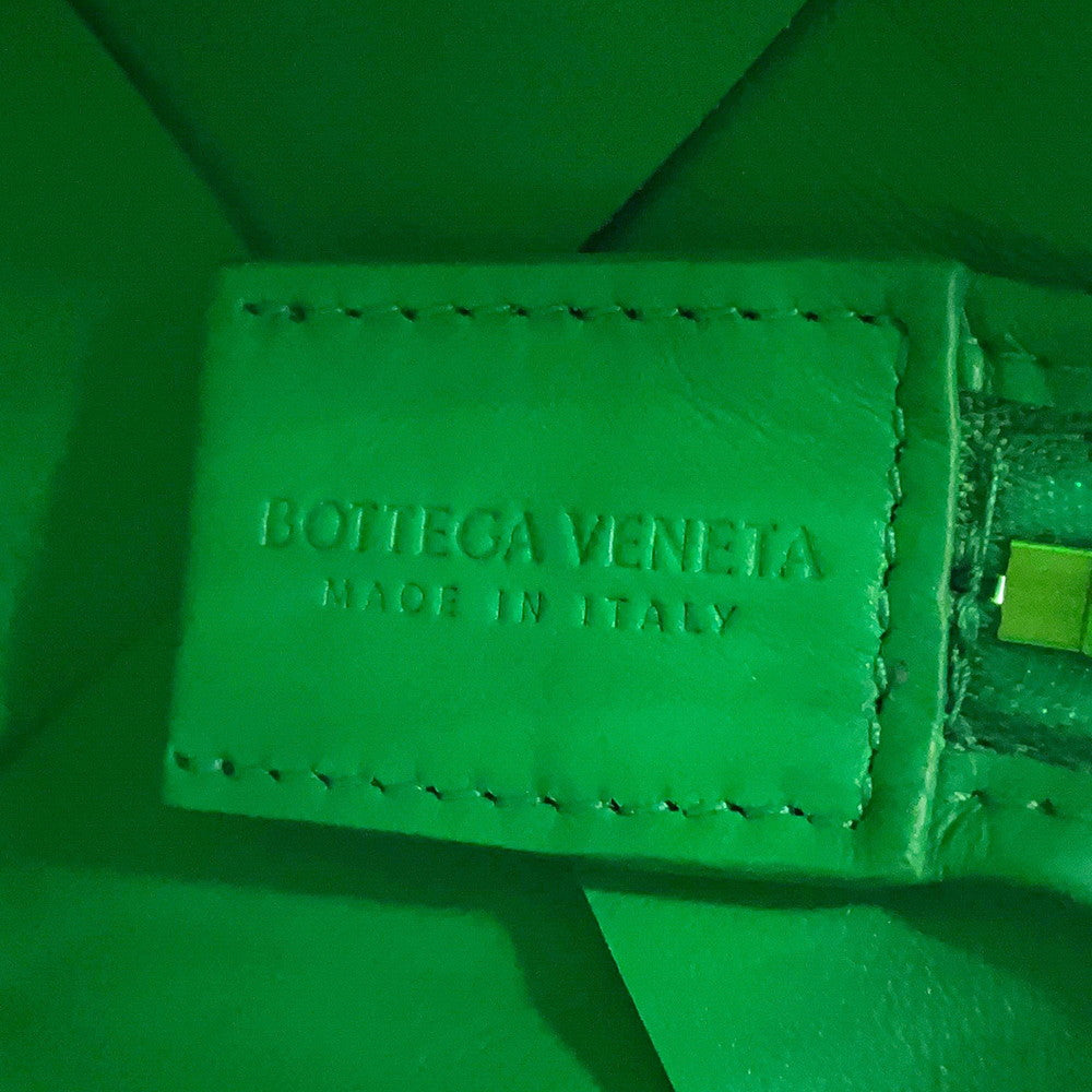 Bottega Veneta Maxi INTRECCIATO Cassette Camera Bag Parakeet701915VCQC23722 Lambskin Size Mini