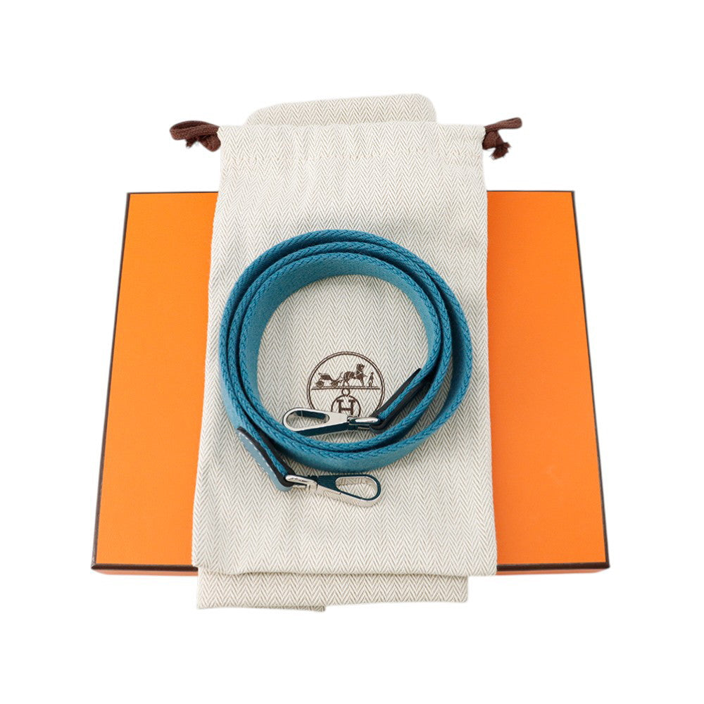 HERMES Evelyne Short New Blue Jean Taurillon Clemence Size TPM