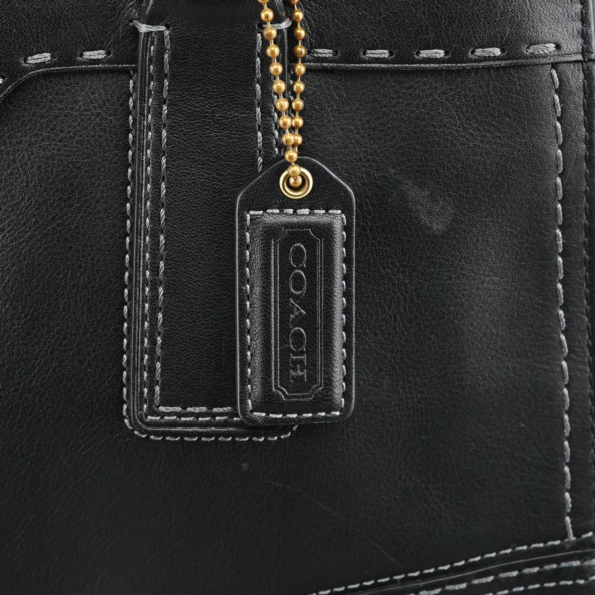 11547 Black Leather Turnlock Tote Bag