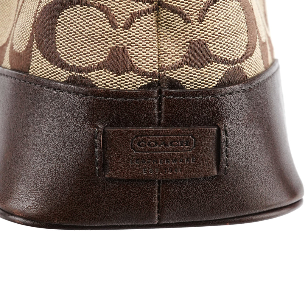 6089 Beige Brown Signature Tote Bag