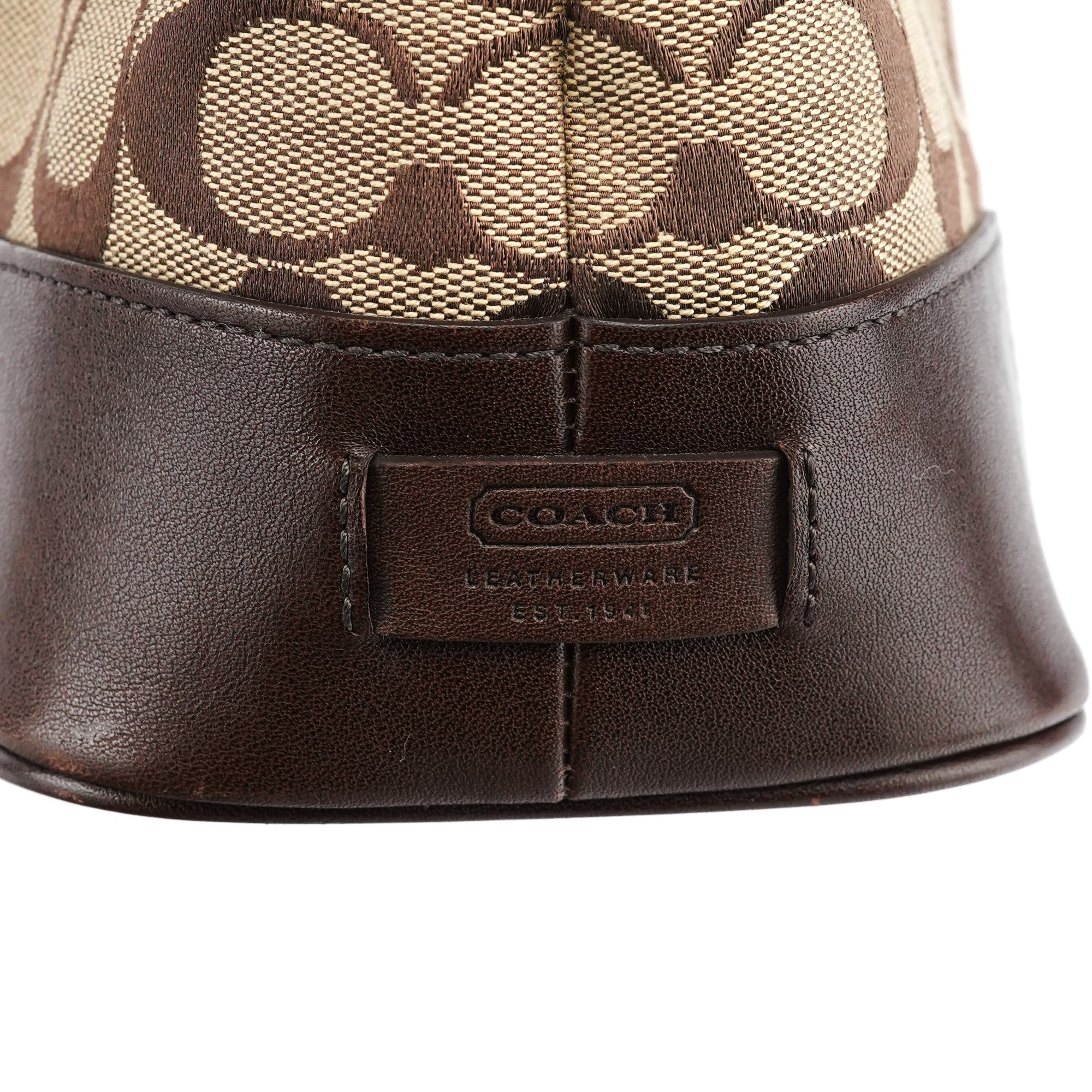 6089 Beige Brown Signature Tote Bag