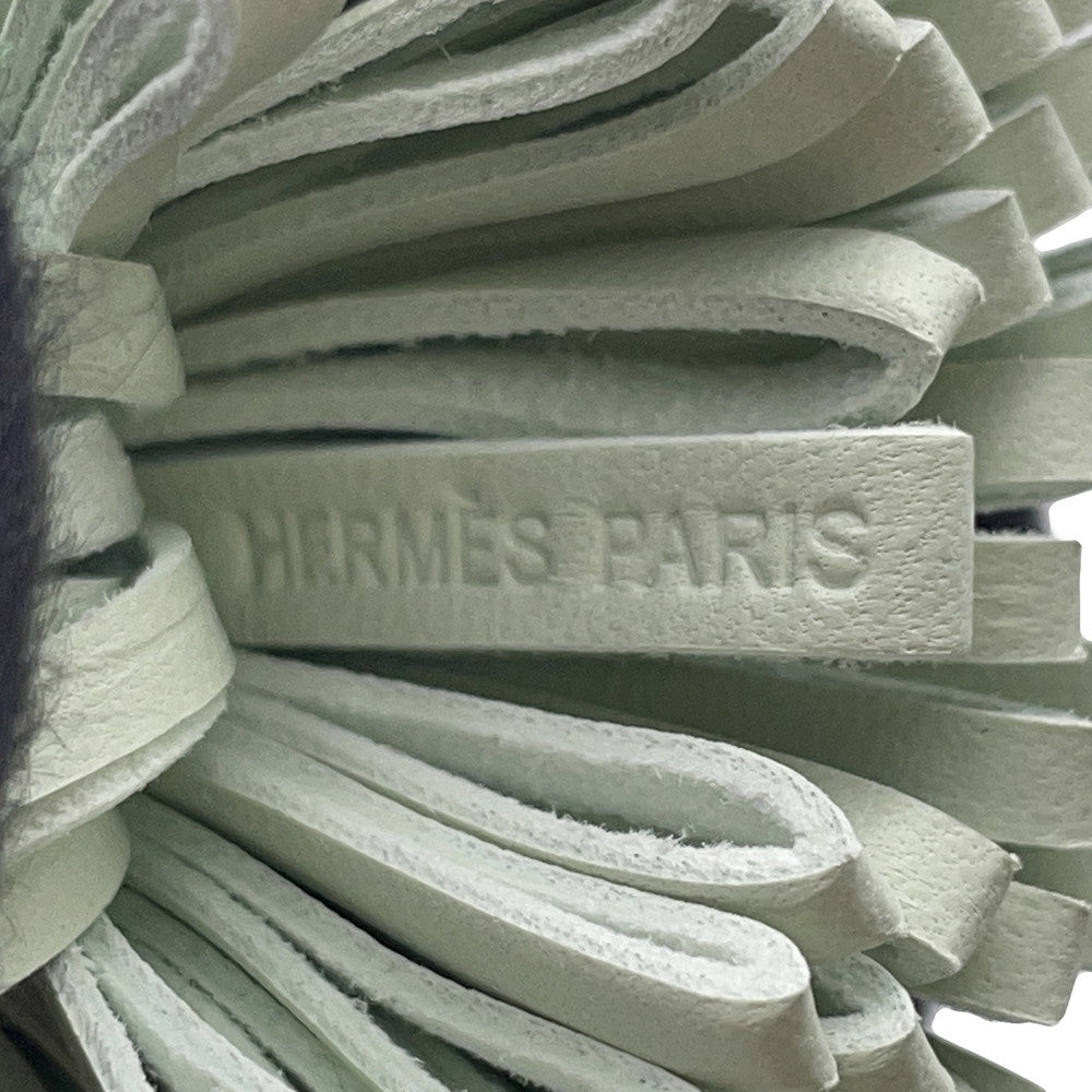 HERMES Carmen Unodos Vert Fizz/Vert Comic Lambskin