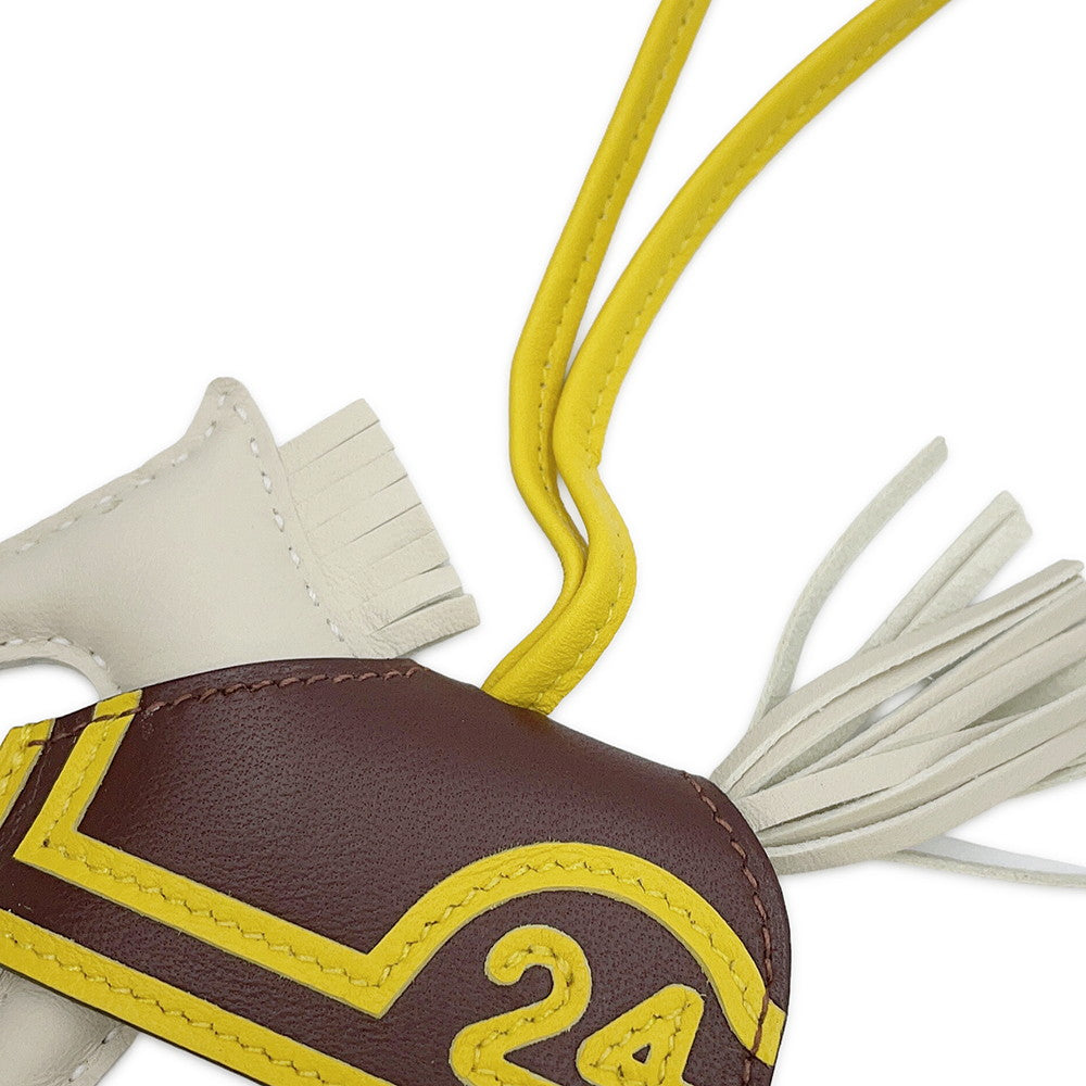 HERMES Rodeo Robeo 24 Craie/Terre/Jaune de Naples Lambskin Swift Leather Size PM
