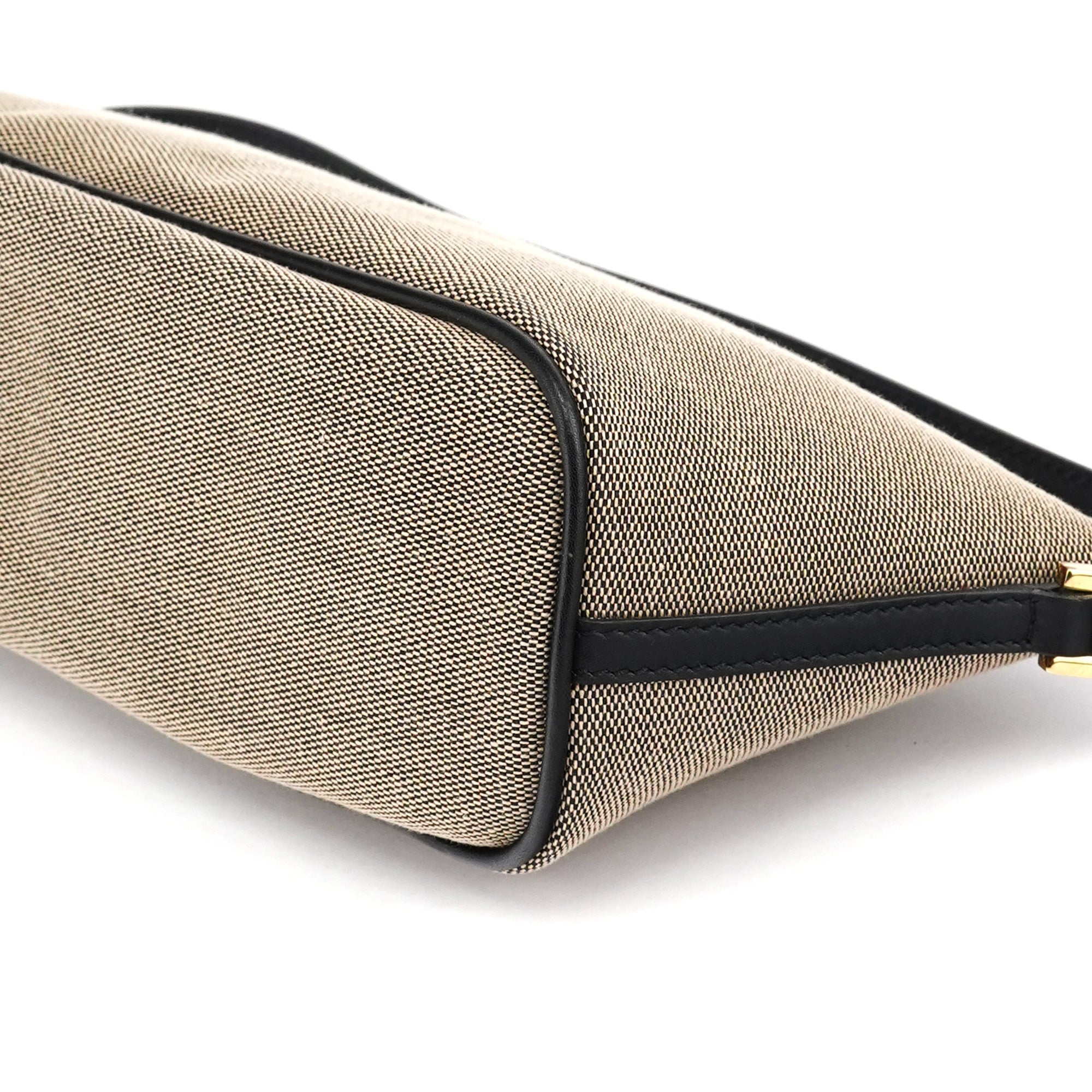 07198 Beige Black Canvas Boat Pochette