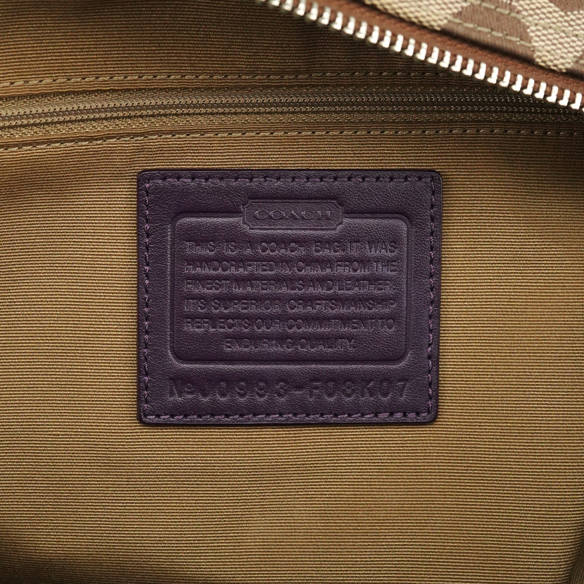 F08K07 Beige Purple Signature Canvas Hampton Handbag