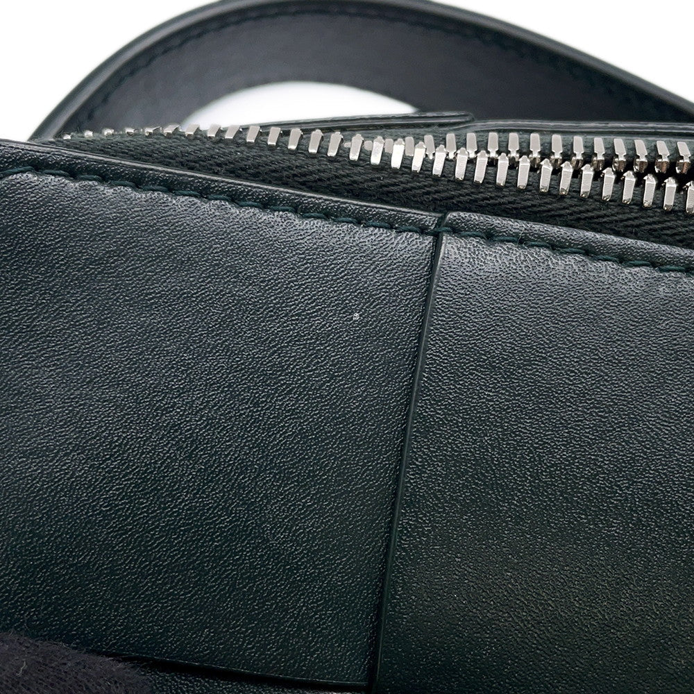 Bottega Veneta Maxi INTRECCIATO Shoulder Bag Dark Green Leather