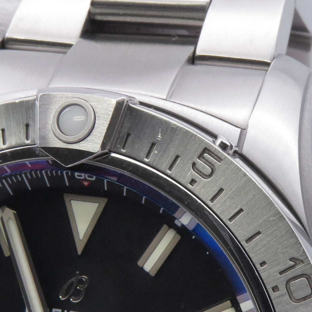 BREITLING Avenger Automatic 42 W42mm Stainless Steel Black DialA17328101B1A1