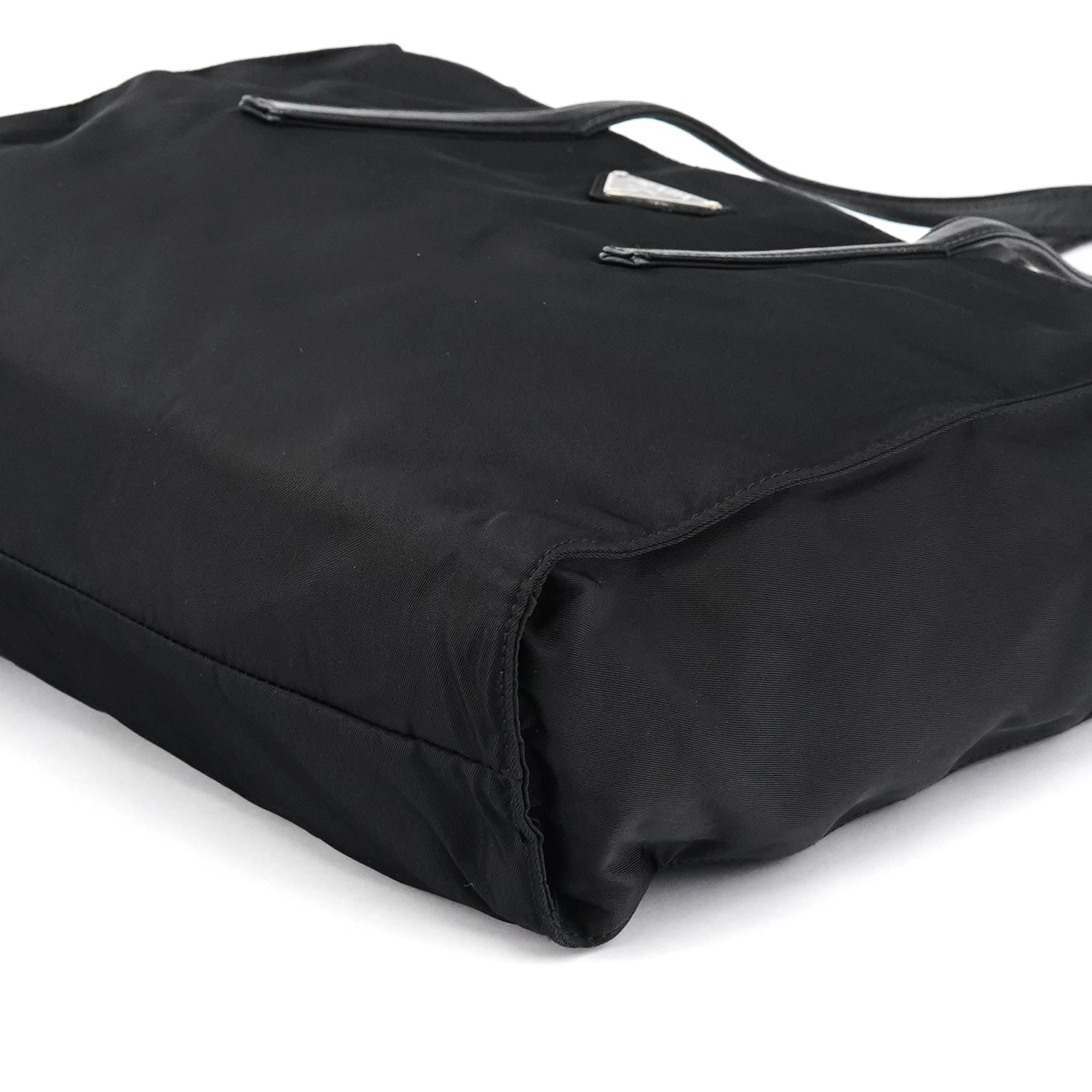 1995 Black Tessuto Nappa Nylon Tote Bag