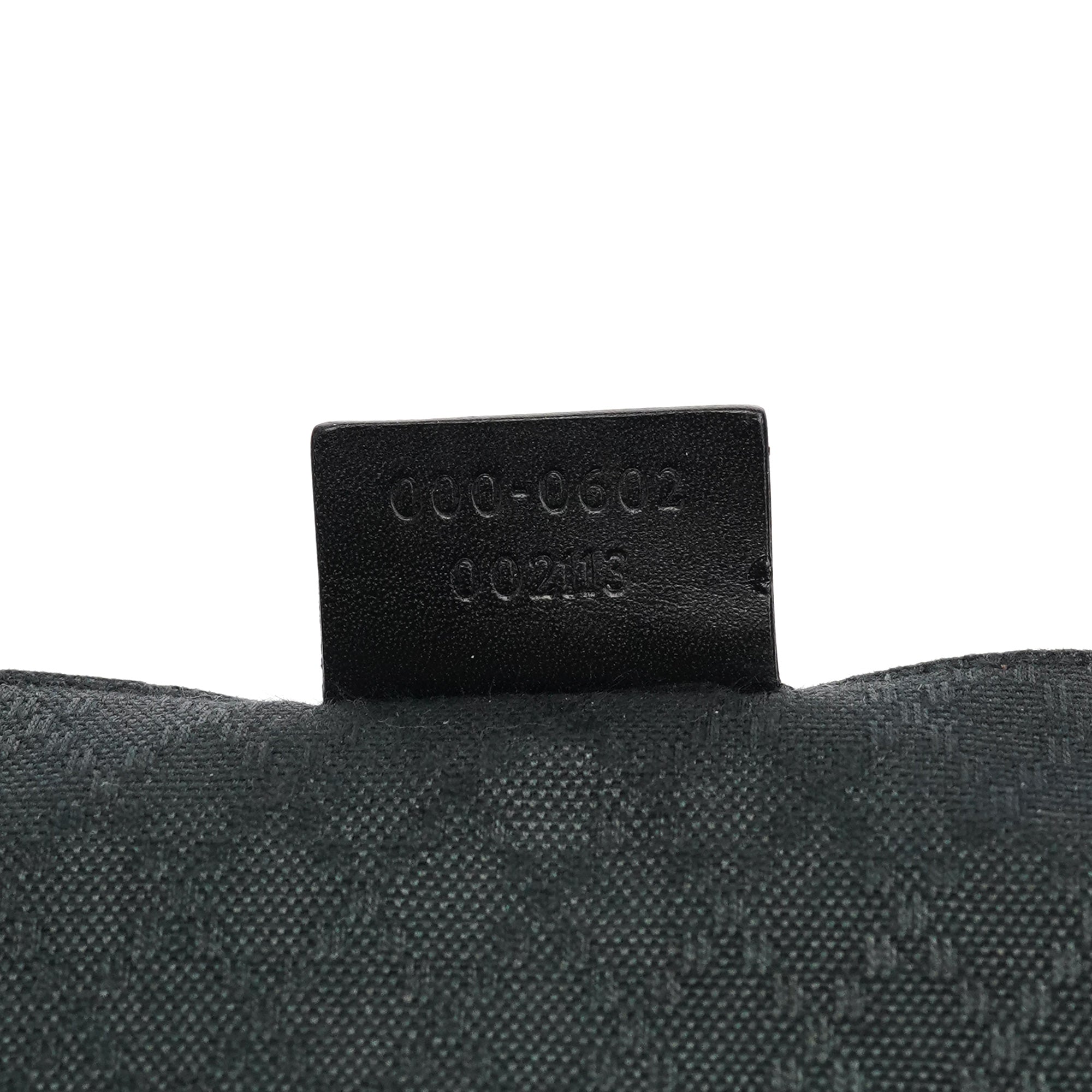 000 0602 Black Nylon Hobo Shoulder Bag