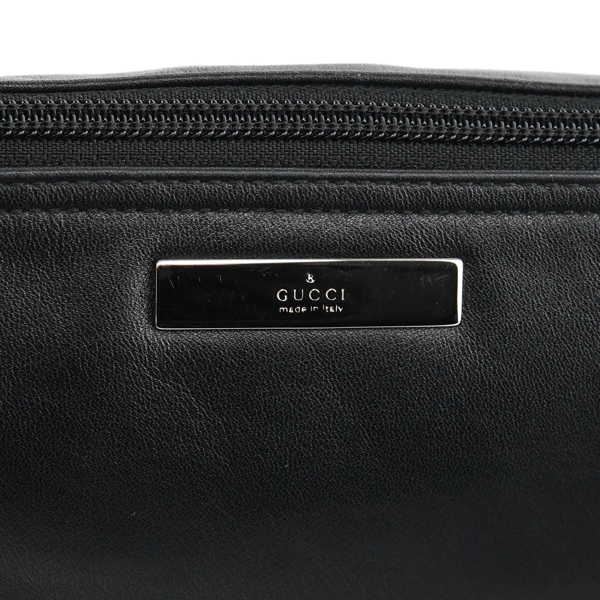 039 1103 Black Leather Pochette