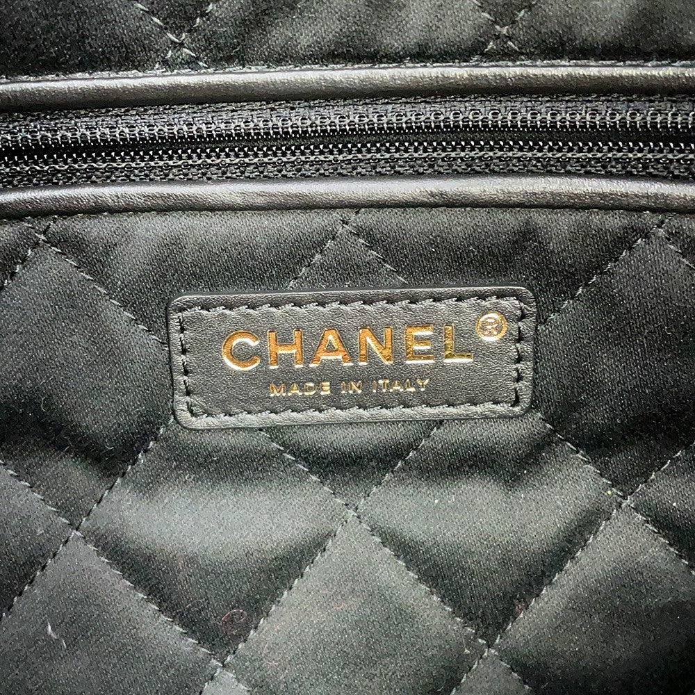 CHANEL Chanel22 Handbag BlackAS3261-B19059-94305 Shiny Calf Leather Size Medium