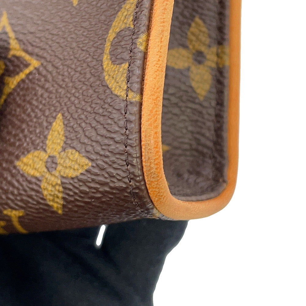 LOUIS VUITTON Pochette Florentine BeigeM51855 Monogram Size M
