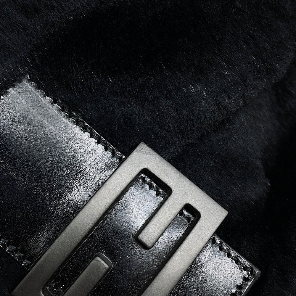 FENDI Mamma bucket Black Fur Leather