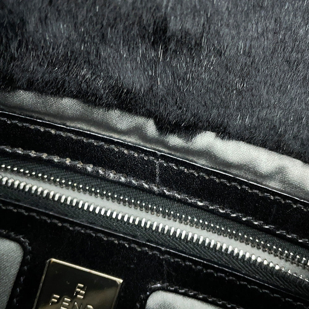 FENDI Mamma bucket Black Fur Leather