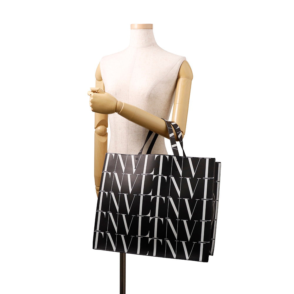 Valentino Garavani Logo Shopper Tote Bag Black/WhiteUY2B0963GTC Leather
